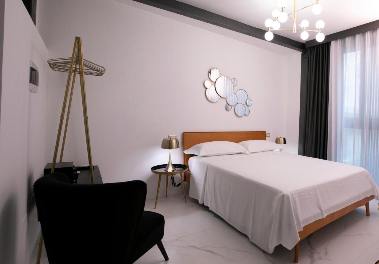 Azzoli Trapani - Apartments&Skypool - Adults Only Eksteriør bilde